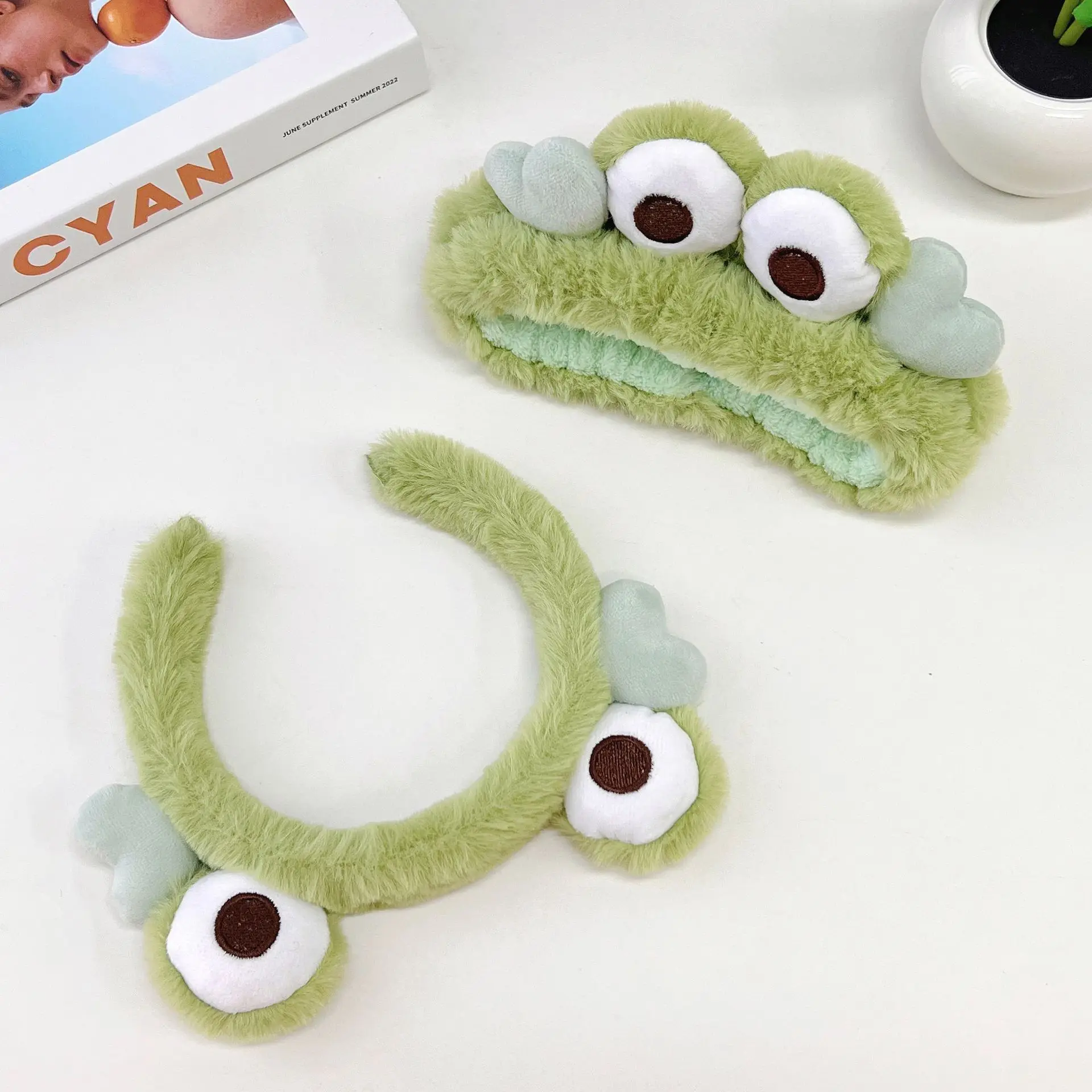 Plush Headband Wash Hair Band Green Frog Eyes Love Headband Girl Heart Cartoon Wash Face Hair Clip ﻿