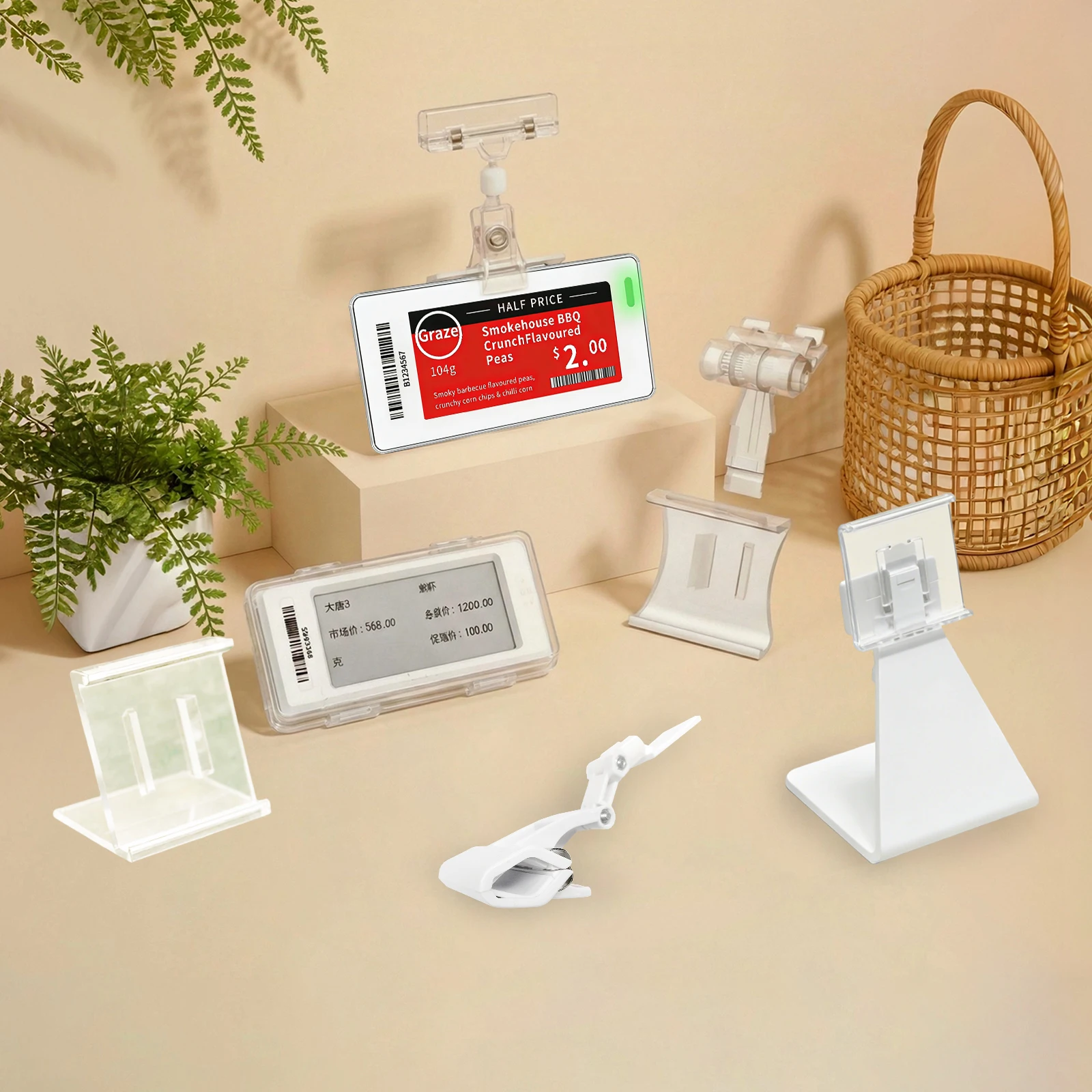 

Электронный ценникодержатель PANDA подходит для аксессуаров к кронштейнам полок в супермаркетах и на складах.