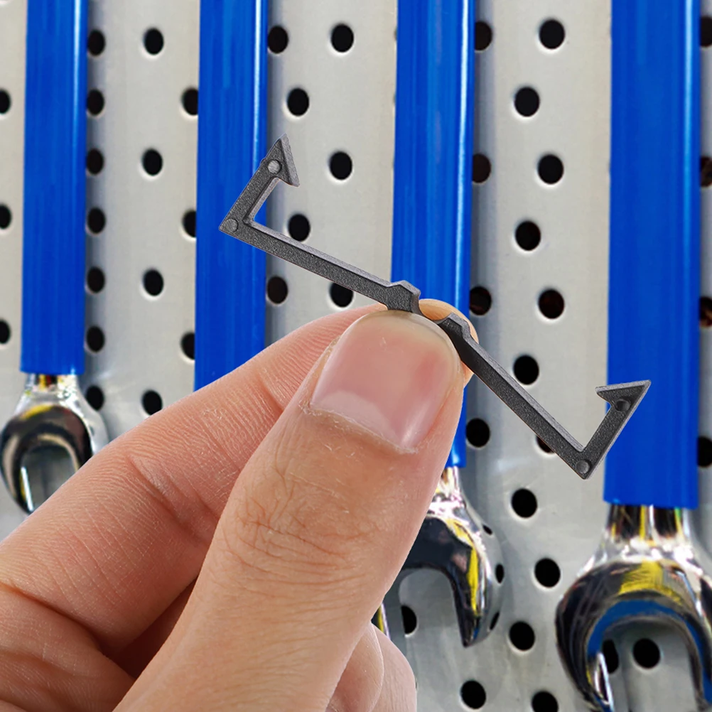 

50pcs Hook Locks Fixed Buckles Secure Clips Retaining Accessories Garage Peg Hooks Retainer Plastic Locks Pegboard Accessories