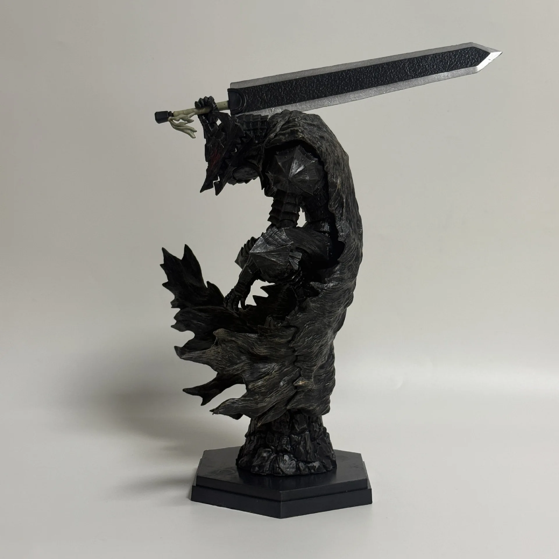 Figura Coleccionable de Anime Berserk Guts Berserker, Modelo de Armadura, Adorno de PVC, Regalo de Cumpleaños para Niños