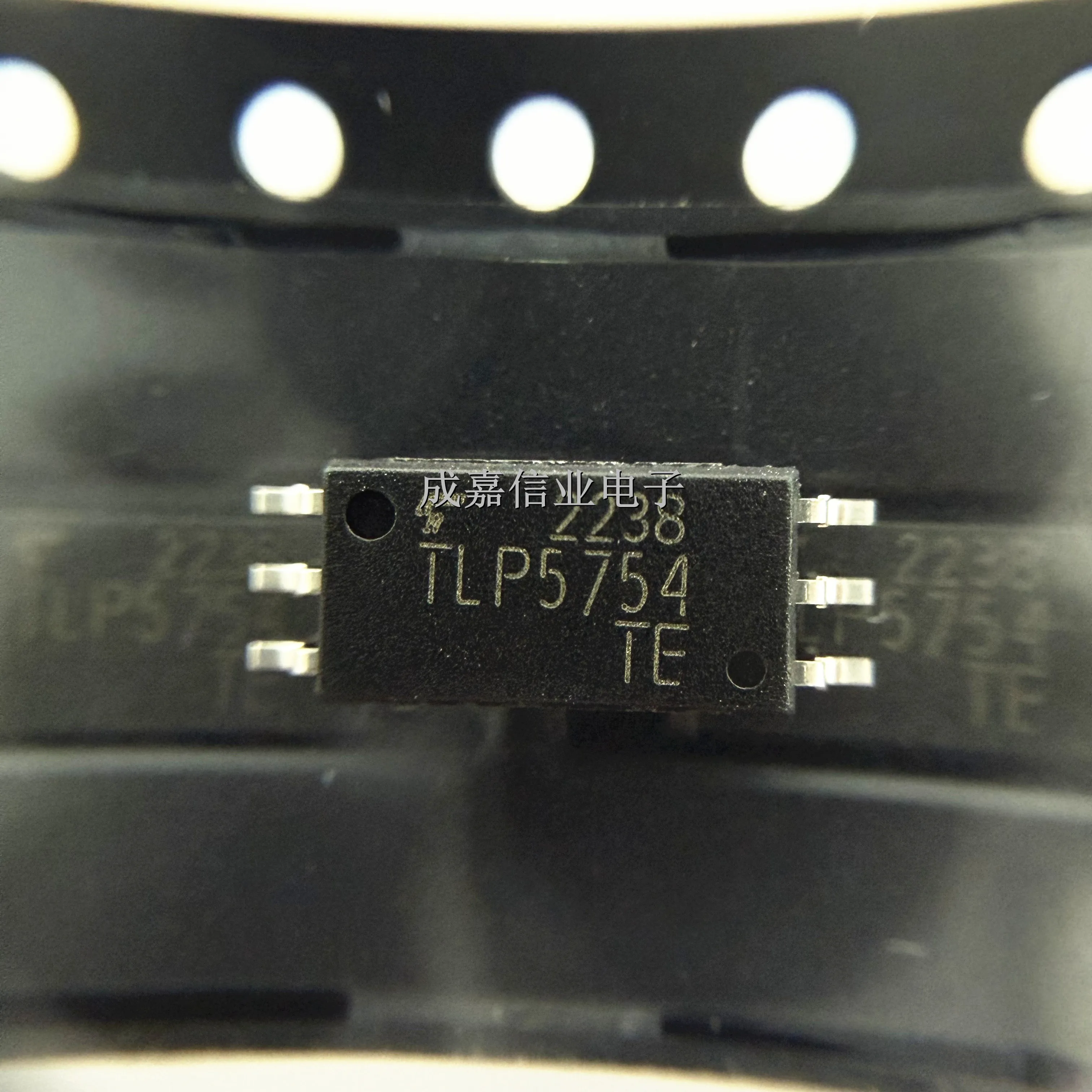 

10pcs/Lot TLP5754(D4-TP,E SOP-6 TLP5754 Optically Isolated Gate Drivers Photocoupler, Photo IC Output