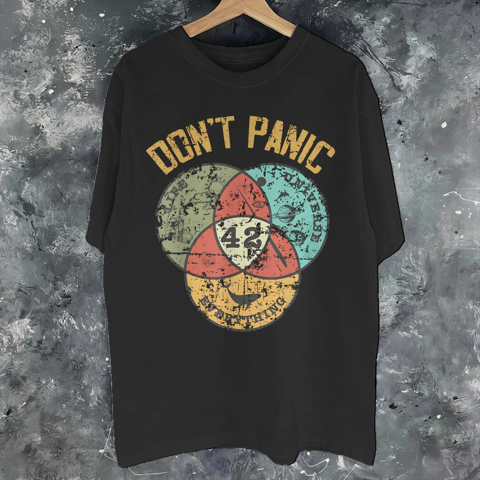 dont panic 42 The Answer To Life Douglas Adams  Outfit Men Women T Shirts Cotton Tee Graphic Printing  T-shirt Clothes