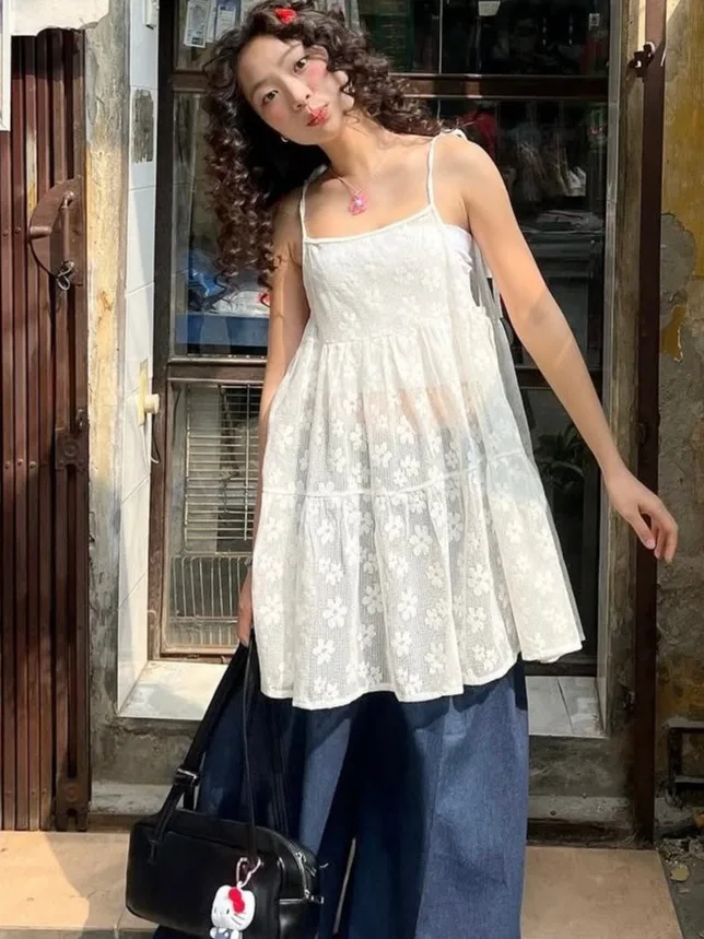 Sweet Floral Embroidery ter Dr Women's Summer Age-Defng Design Fre Casual Vest Dr Square Neline Svel