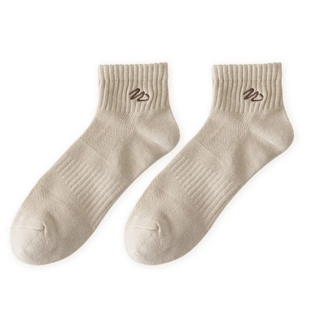 7 أزواج لينة بلون الصبي الجوارب أنبوب قصير تنفس التطريز الجوارب الجوارب EUR 37-44 الرجال الجوارب الذكور