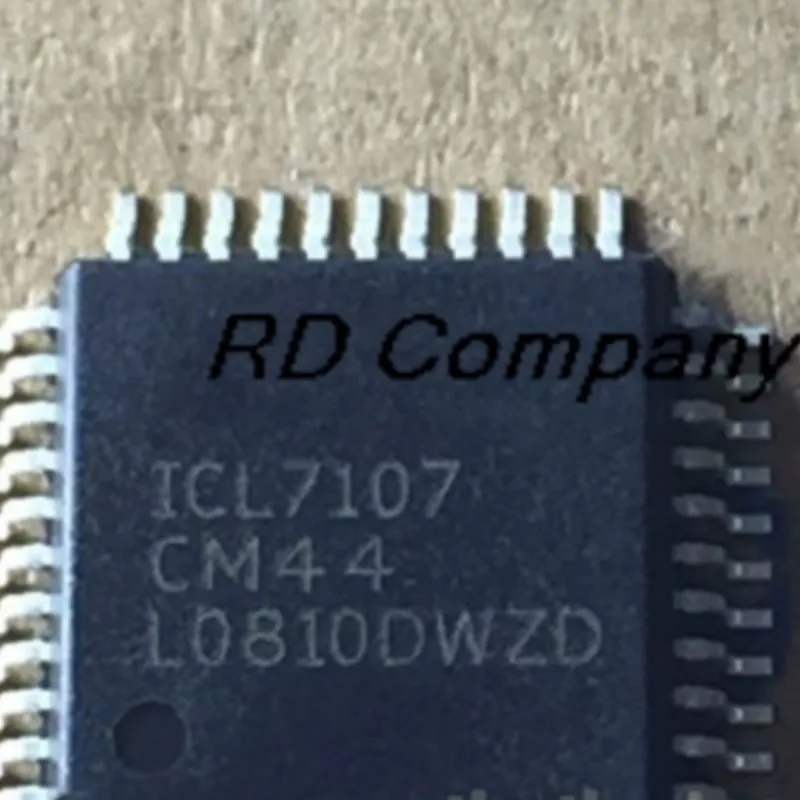 

10-20 шт. ICL7107 ICL7107CM44 QFP44 Бесплатная доставка
