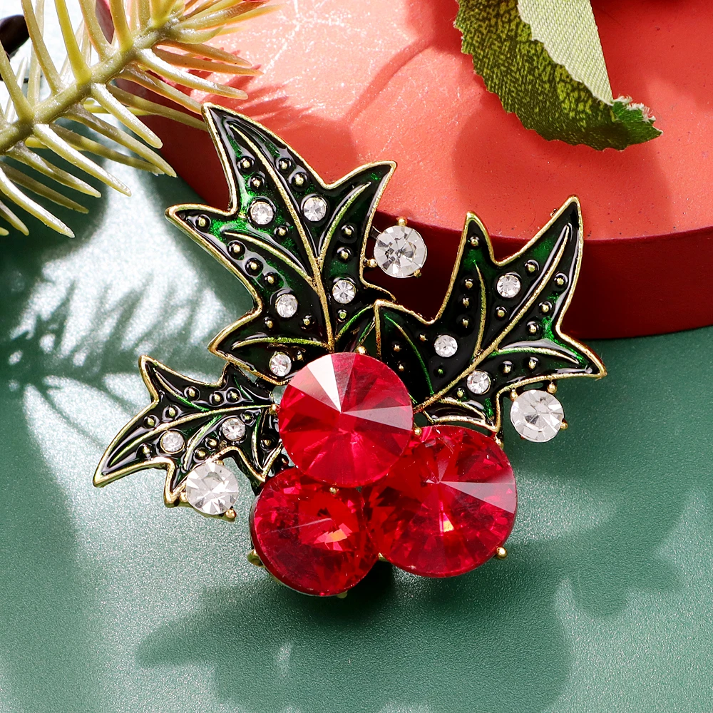 CINDY XIANG Rhinestone Red Color Fruit Brooch Cherry Pin Christmas Design Fashion Accessories Winter Jewelry Dropshipping