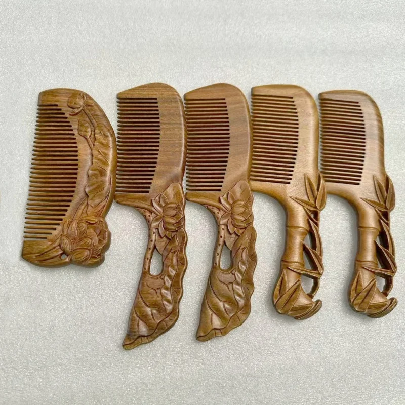 

Green sandalwood double-sided carved , polished wooden for massage and care, long hair comb