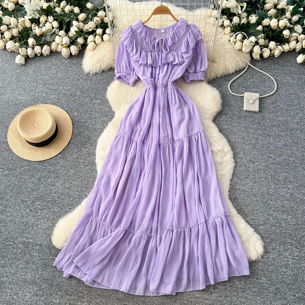 ชุดเดรสระบายสีเขียว/แดง/ม่วงสำหรับผู้หญิง สไตล์โบฮีเมียนฤดูร้อน ชุดเดรสยาวทรงแม็กซี่ แขนพองและกระโปรงหลายชั้น ลายดอกไม้สุดน่ารัก