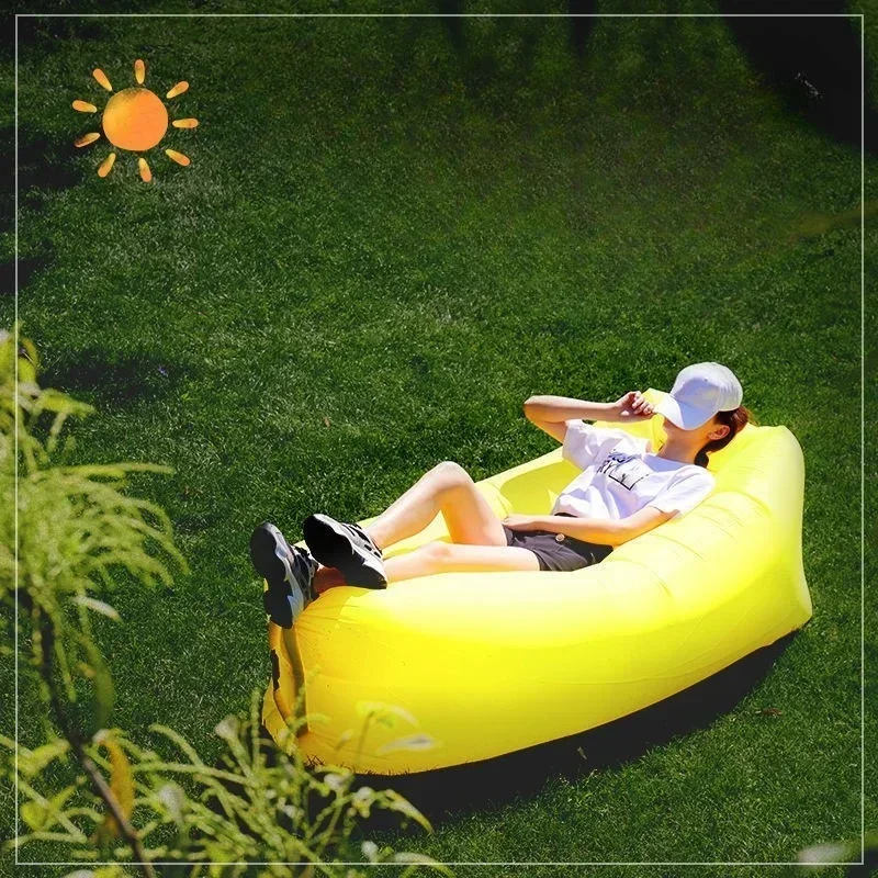 The comfortable  companion for outdoor camping, this  inflatable sofa allows you to  relax  and enjoy nature to the fullest.