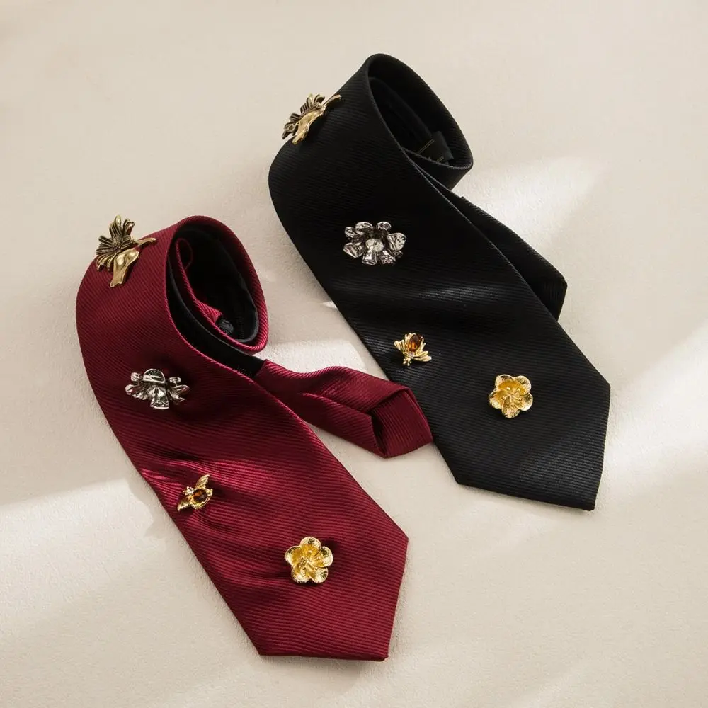 Clothing Decoration Korean Flower Tie Black Insect Rhinestone Necktie Alloy Necklace Decoration Shirt Tie JK Uniform Decoration