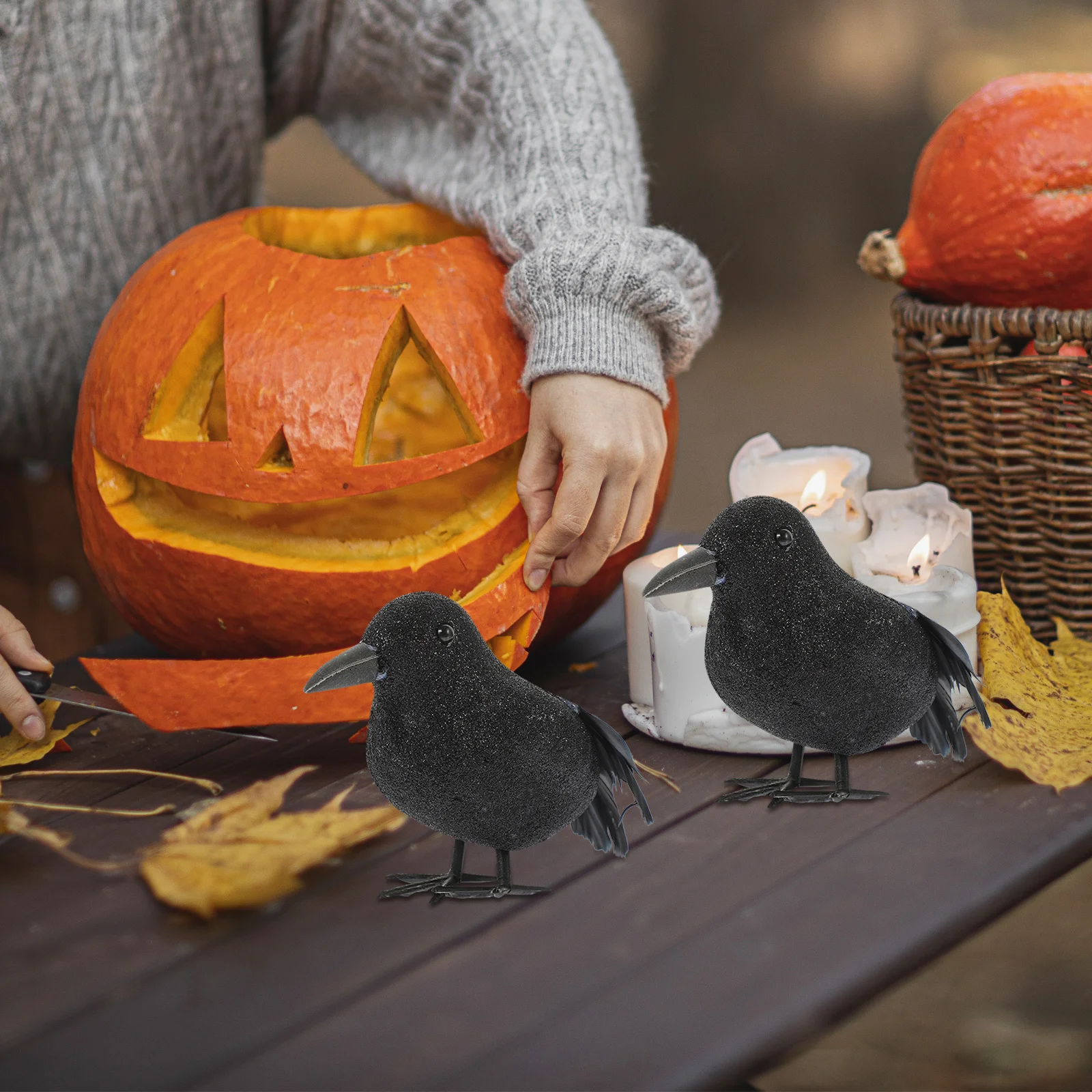 

2pcs Halloween Decor Simulation Foam For Party Haunted House Prank Fake Crow Ornament Home Decoration Festival Simulated Plume