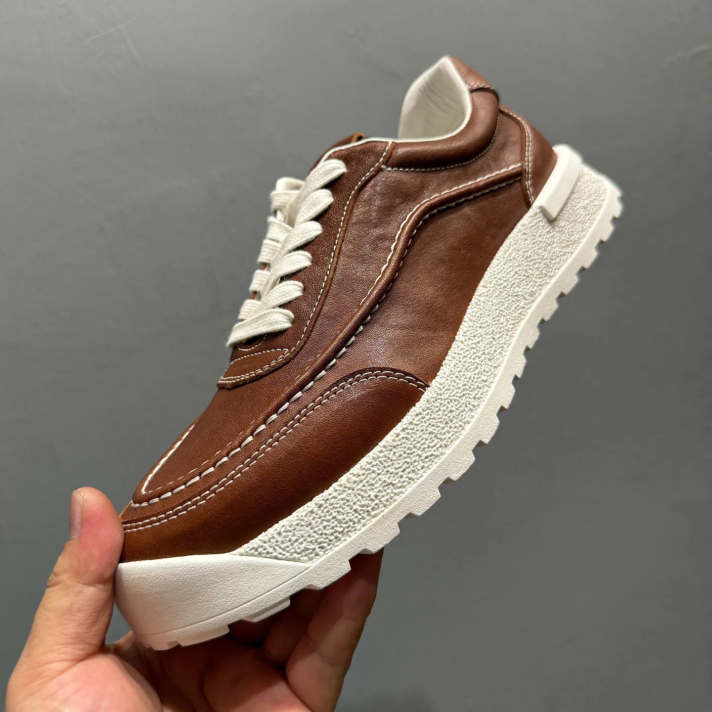 

Мужские кроссовки YETTIES из натуральной кожи 2026 | Американские винтажные повседневные туфли на массивной подошве | Обувь для работы на платформе