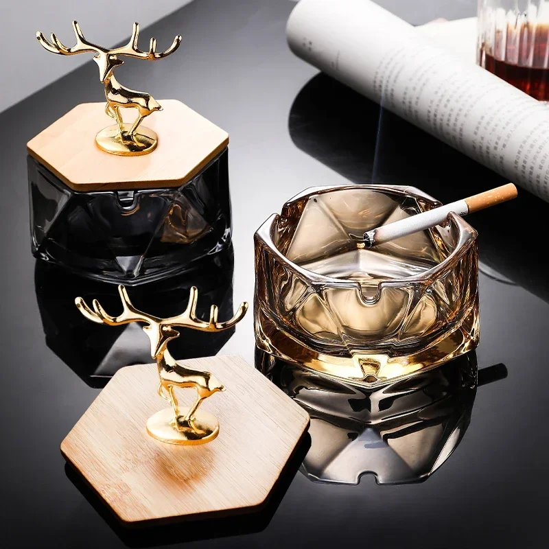 

Household Amber Glass Ashtray Anti-ash Golden Deer Cover Luxury Crystal Ashtray Portable Car Ashtrays Art Decoration Accessories