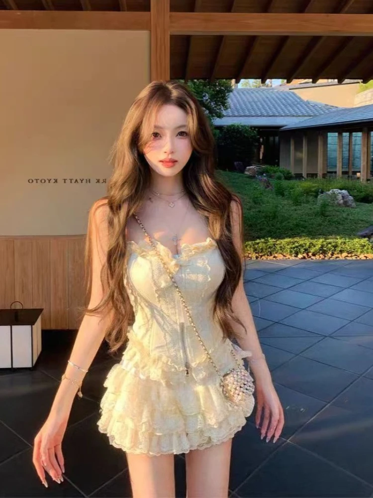 أزياء حلوة مثير سليم حبال 2 قطعة مجموعة النساء تصميم Kawaii Y2k جديد الدانتيل قبالة الكتف دعوى الإناث + عالية الخصر تنورة قصيرة