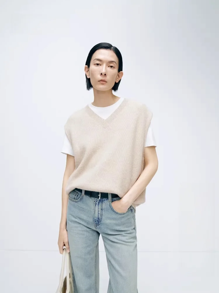 

Edition Women's Knitted Wool Vest Spring New Sle Tibetan Camere V-ne Knitted Vest Faionable Svel ort Length