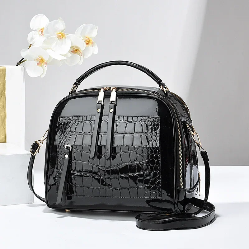 2024 Western Style Retro Womens Small Crossbody Bag Trendy Glossy Patent Leather Women\'s Bag Designer Female Handbag Purses