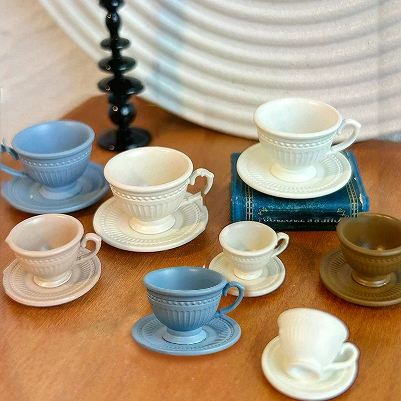 2PCS Small Luxury French Coffee Cup Plate Set Toy Dollhouse Mini Furniture Model DIY Accessories Miniature Scene Decoration