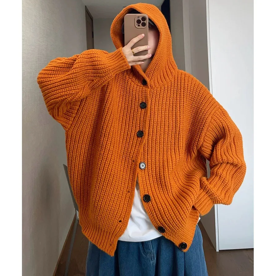 Nouvelle mode automne-hiver, cardigans en maille pour hommes, couleur unie orange et kaki, coupe ample, basiques simples pour le quotidien, manteaux à boutonnage simple pour hommes