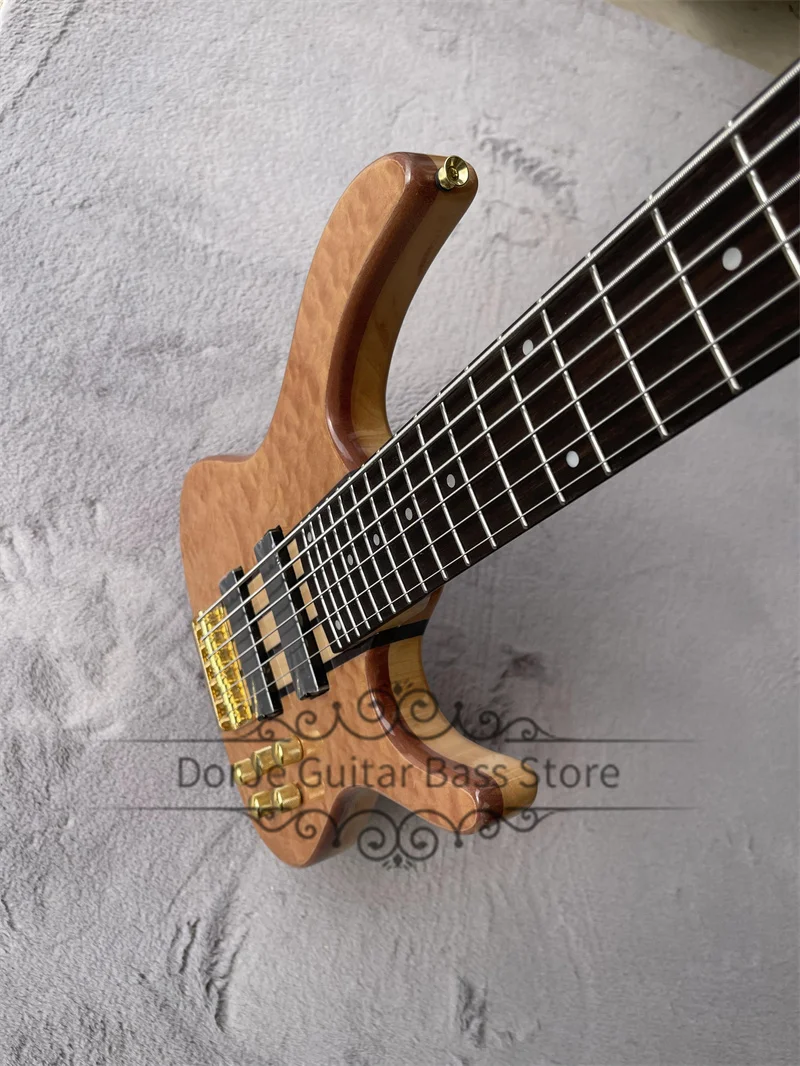 6 Strings Bass Guitar S Bass Basswood Body Quilted Maple Top Rosewood Fingerboard Active Battery Fixed Bridge Gold Tuners