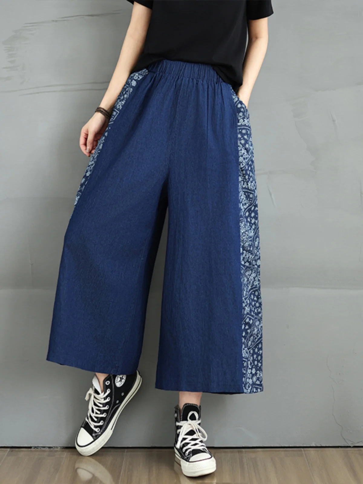 Jeans Kaki Lebar Tipis Pas Longgar Pinggang Elastis Wanita Musim Panas 2025 Jeans Biru Melar Katun Pinggang Tinggi Denim Elastis Sambungan Retro