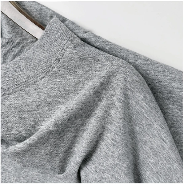 Herfst en winter Oversized silhouet achter middennaad T-shirtjurk Trekkoord Elastische taille Gebreide broek Katoenen sets voor dames