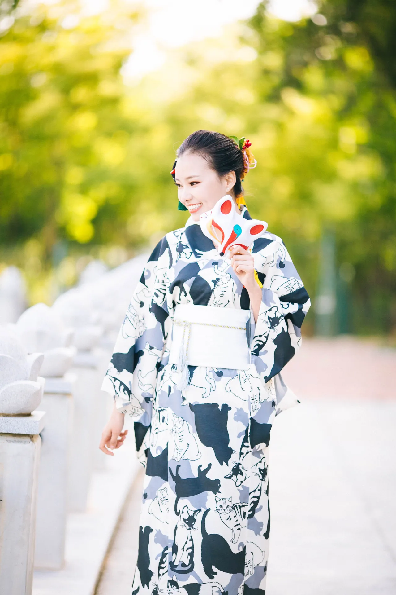 

Japanese Traditional Kimono Women's Cute Kitten Prints Black and White Formal Yukata Photography Long Dress Cosplay Costume