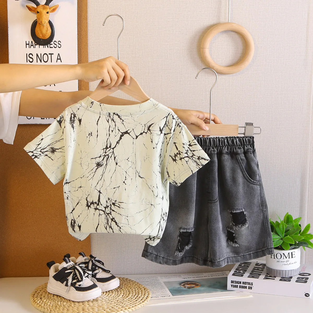 Summer Boys Outfit 2026 New Children's Casual Letter Printed Short Sleeve T-shirts and Denim Shorts Two Piece Set Kids Clothes