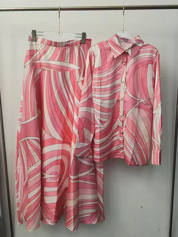 Retro-geometrisches Print-Langarmhemd mit Revers und lockerem A-Linien-Rock – zweiteiliges Set für Damen, Sommer 2026