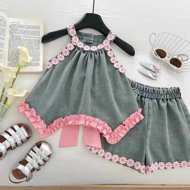 

Girls' Denim Suit2026New Summer Design for Baby Girls: Heart-Shaped Backless Top and Shorts Two-Piece Set