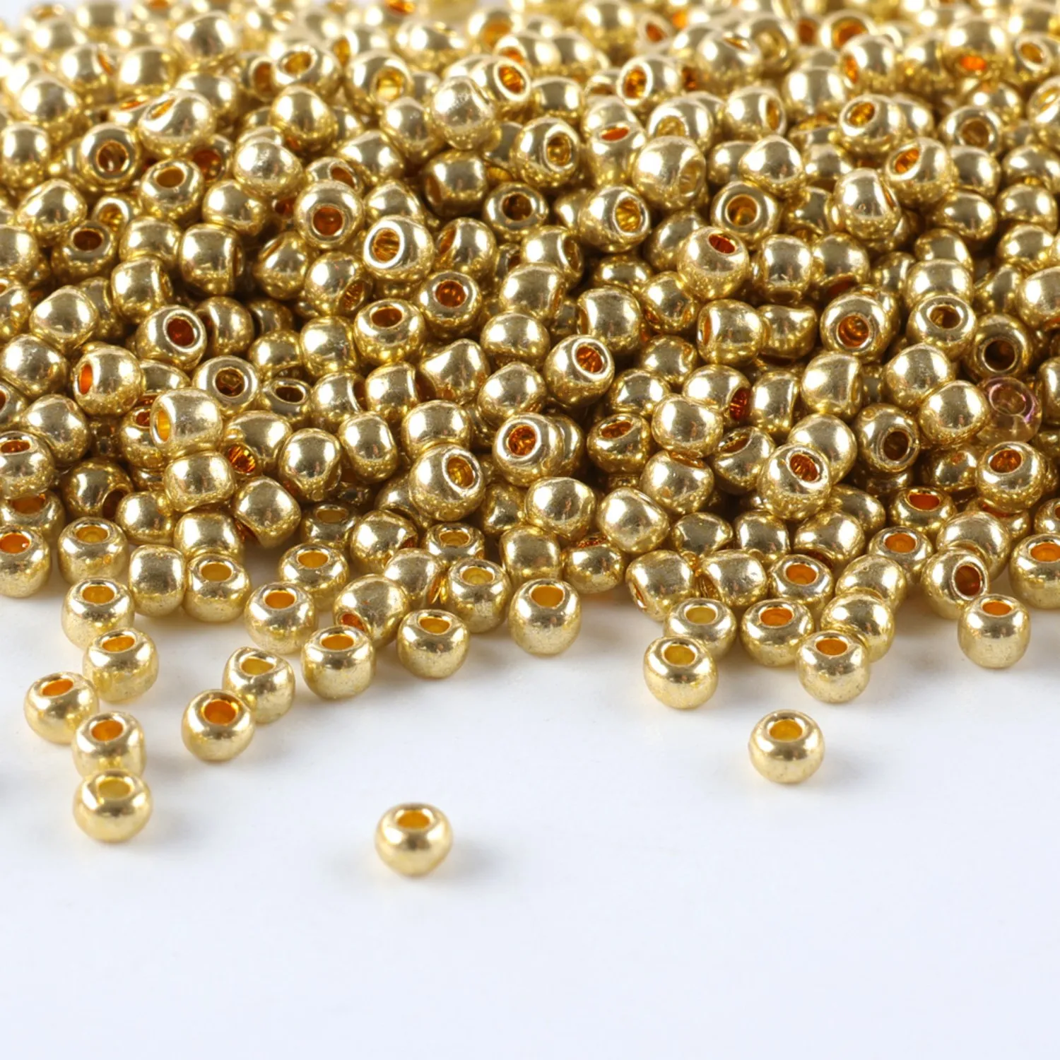 Domestic CJ 11/0 Metallic Round Beads Top Seed Beads 10g/Tube Jewelry Accessories Suitable for Various DIY and Other Handmade
