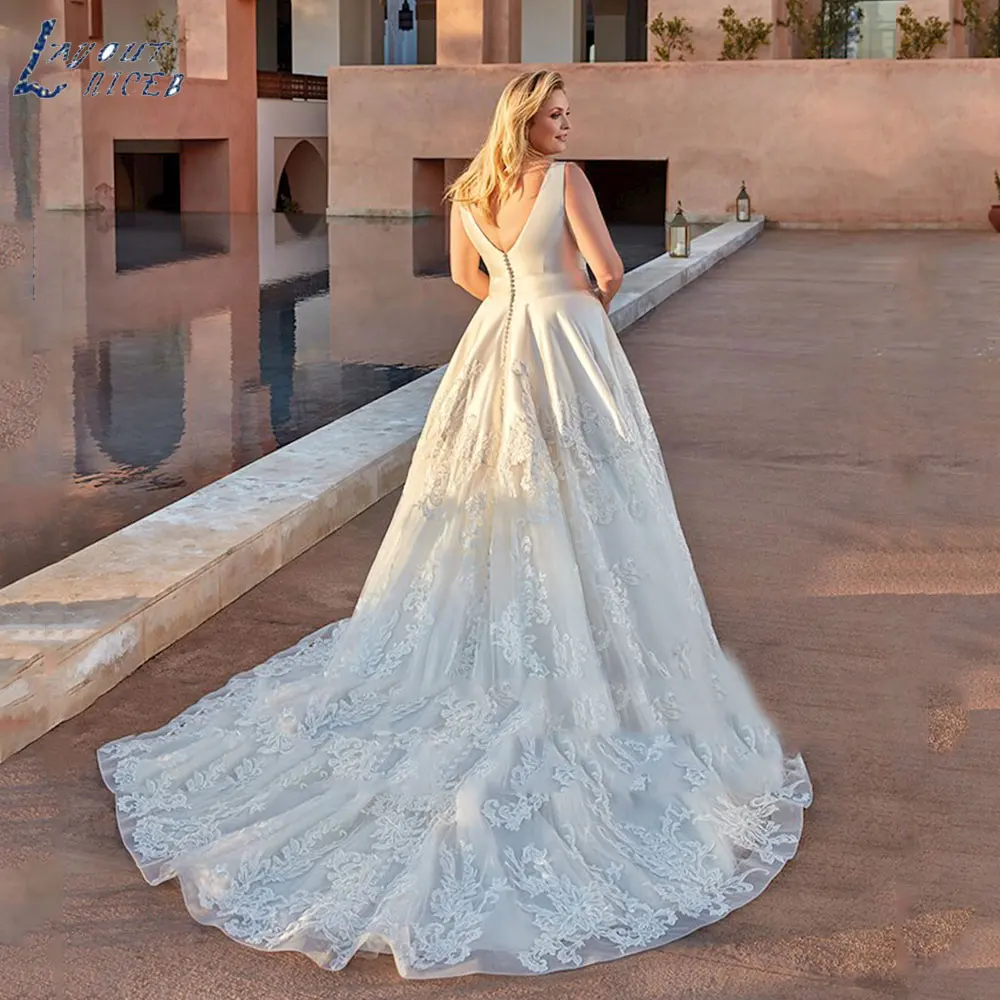 LAYOUT NICEB Classic Sleeveless Appliques Wedding Dresses Sexy Plus Size Satin Bride Gown  A-Line Zipper V-Neck Vestido De Novia