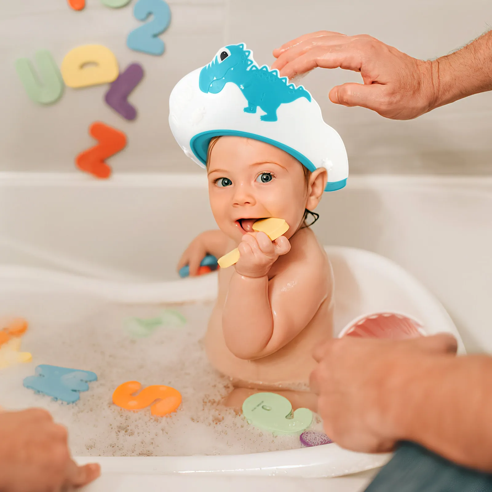 4Pcs Baby Shower Caps Funny Dinosaur Pattern Adjustable Hair Washing Hat Baby Hair Washing Shield Kids Shampoo Bath Accessories