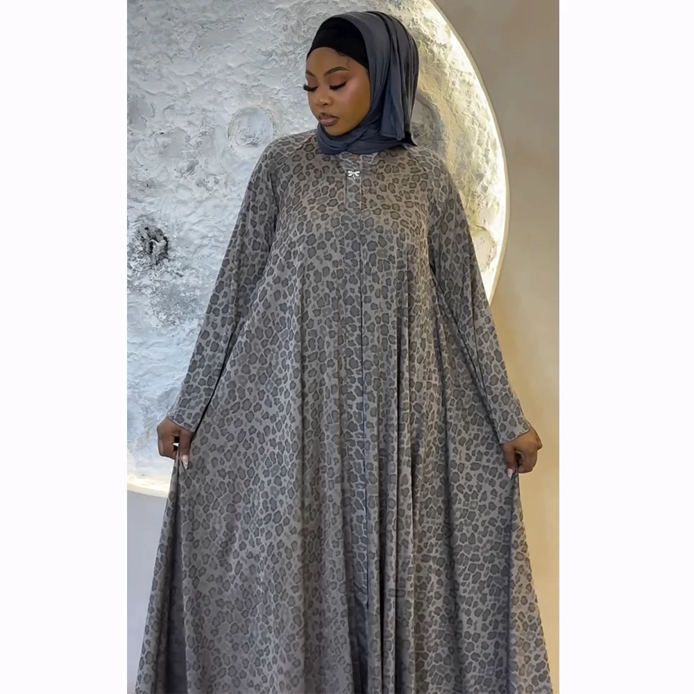 

2026 Leopard Print Satin Khimar Abaya Dubai Luxury Muslim Maxi Dress Kaftan Abayas For Women Kebaya Caftan Robe Femme Vestidos
