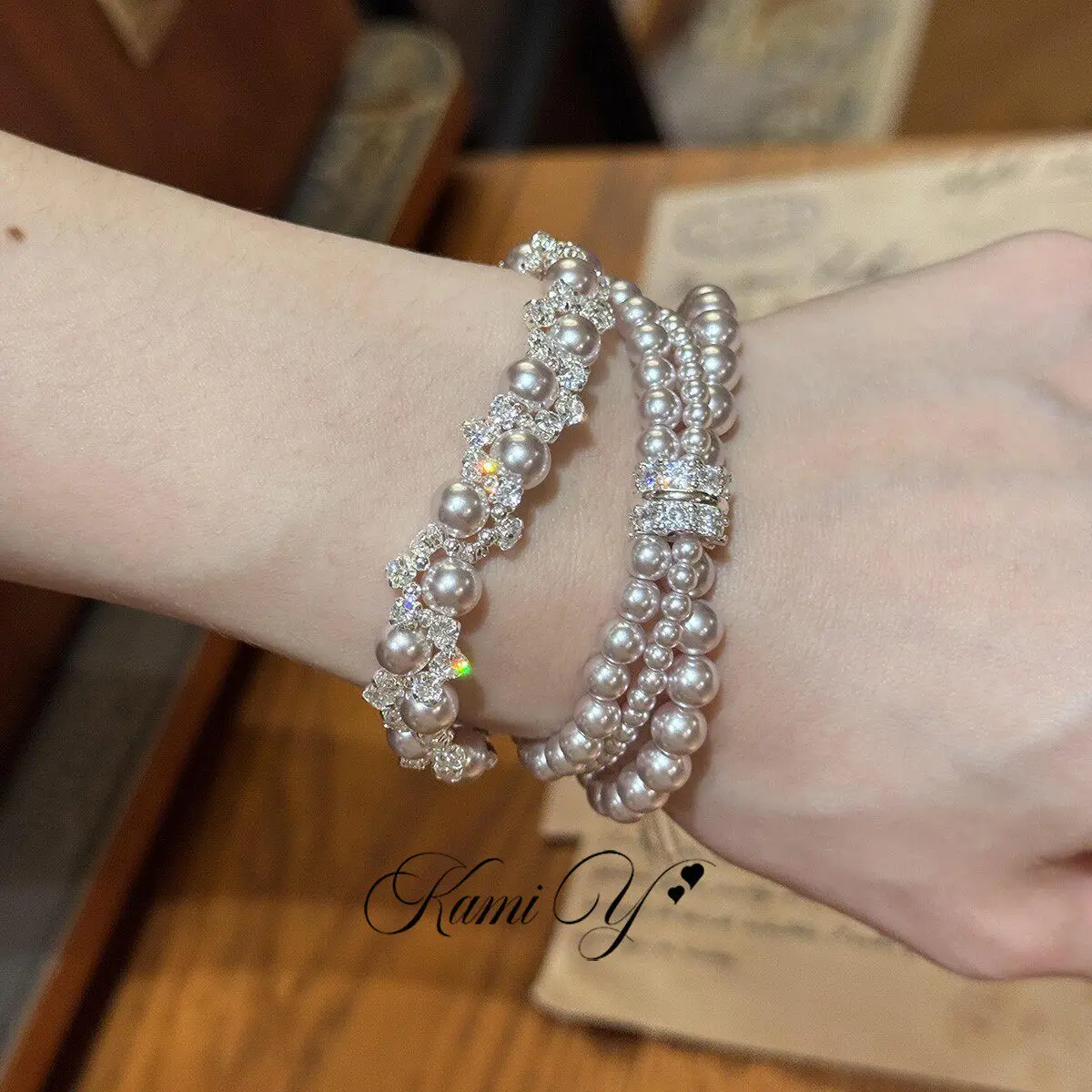 Elegant French Luxury Multi-layer Stack Bracelet Manta Rose Pearl Design Light Luxury Versatile Women Party Hand Accessory
