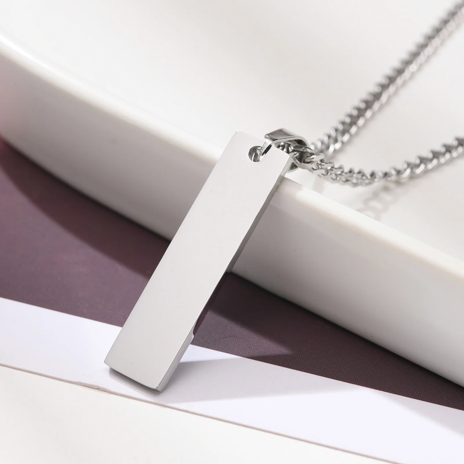 Vnox Free Custom Engrave ID Bar Necklace for Women, Simple Stainless Steel Metal Vertical Geometric Tag Pendant Gift Jewelry