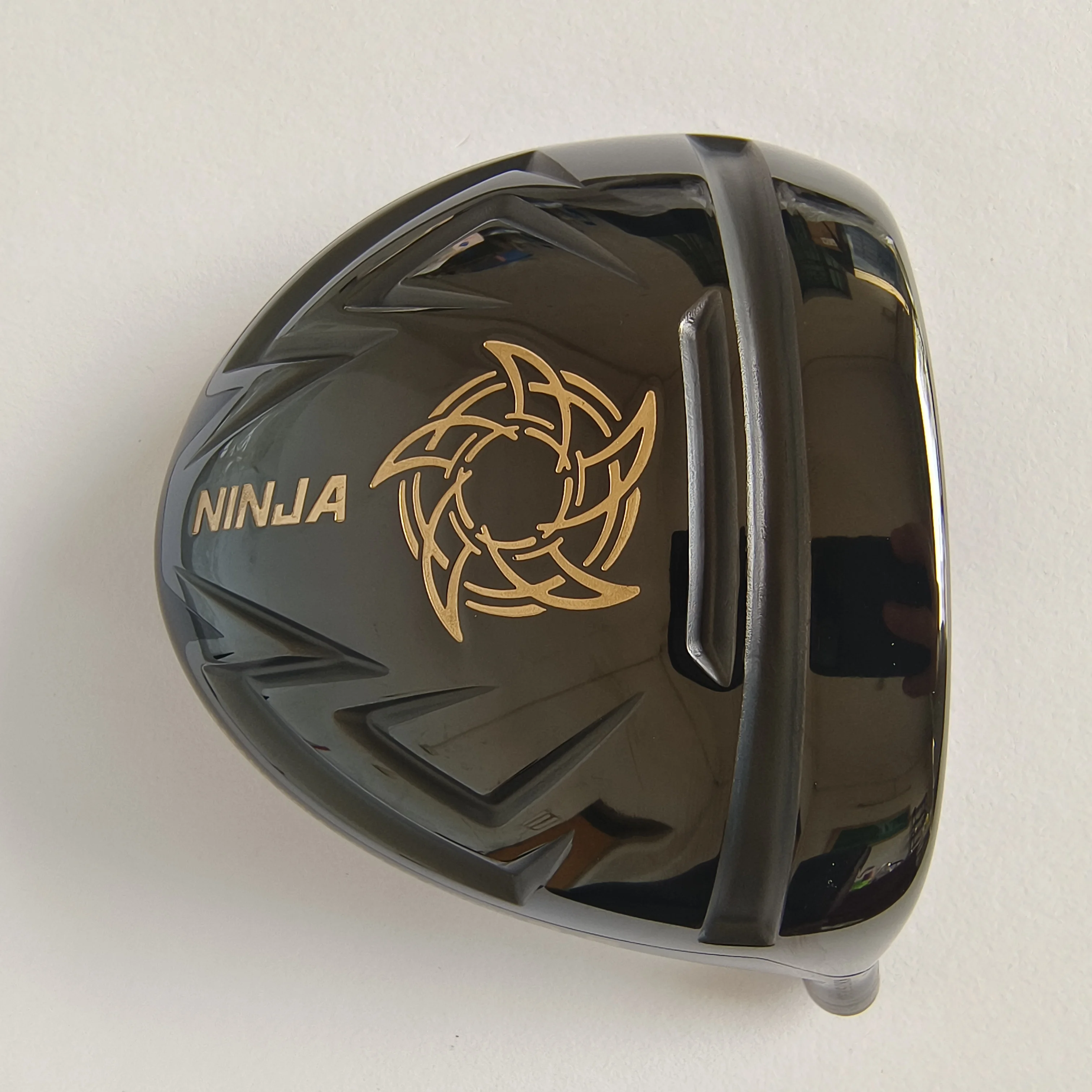 JPAN NIN JA 480CC Hi COR black titanium alloy golf club head with 9.5 and 10.5 degree club heads.