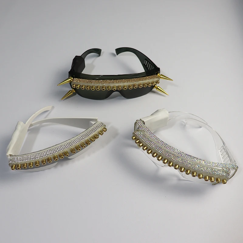 650nm okulary z czerwonym laserem odzież sceniczna rekwizyty na występy akumulatorowe świecące okulary przeciwsłoneczne LED na pokaz festiwal Rave Club Party DJ