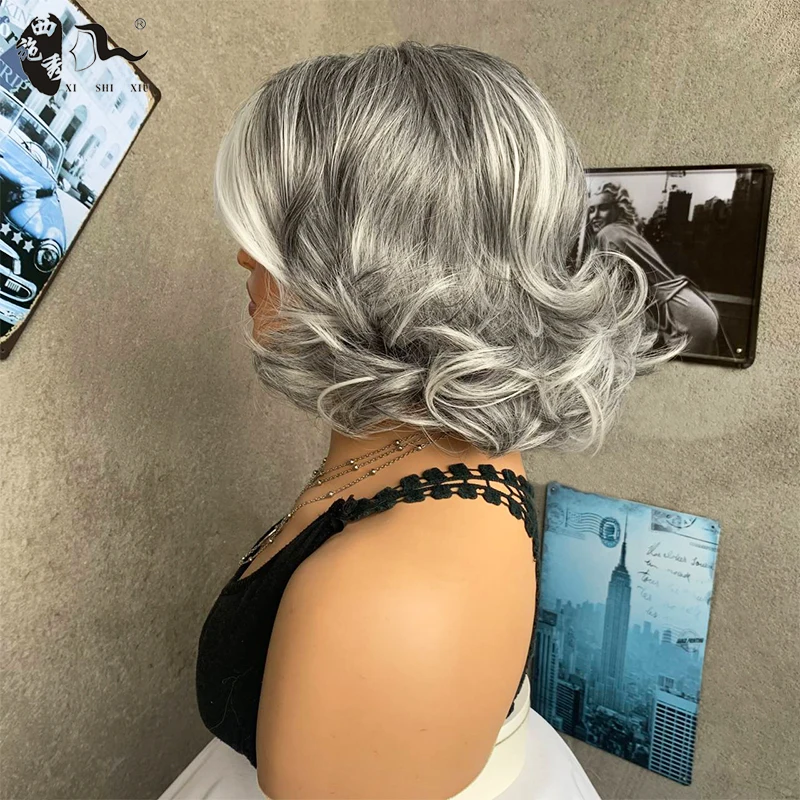 Short Silver Grey Natural Wavy Bob Hair Synthetic Wig For Women Side Part Heat Resistant Fiber Layered Hair Mommy Daily Use Wigs