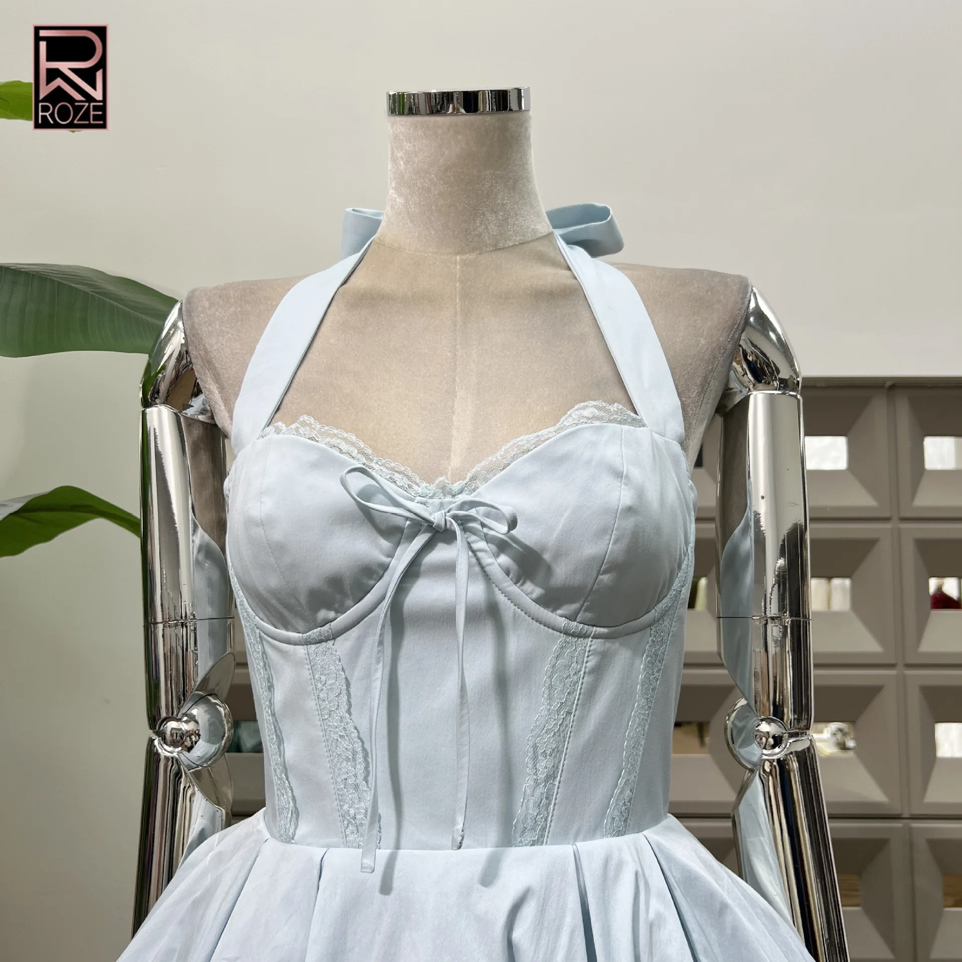 Koronkowa sukienka z dekoltem w szpic Jasnoniebieska letnia sukienka bez rękawów bez pleców Mini sukienka rozkloszowana w kształcie litery A Seksowna sukienka damska Boho Beach Party