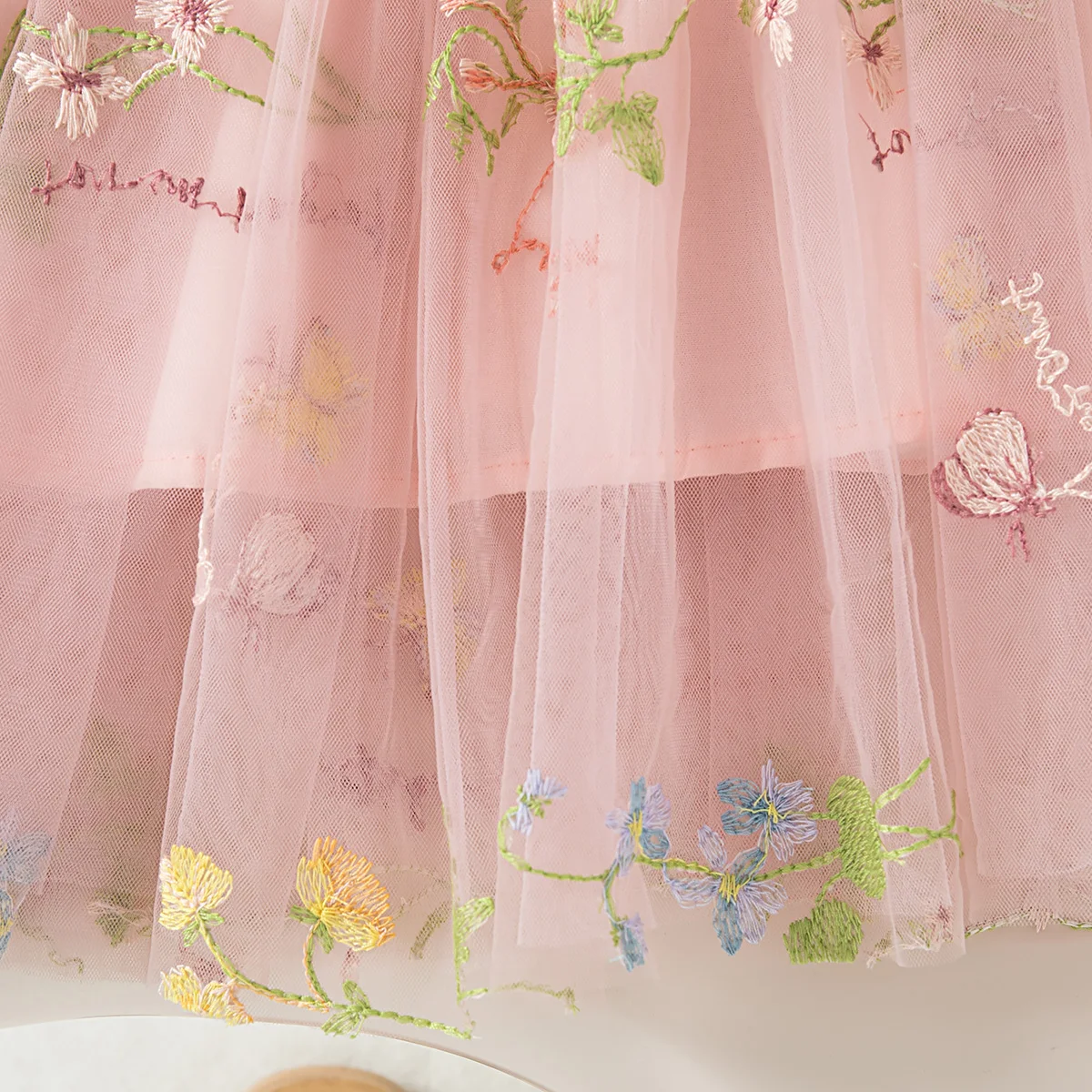 Summer New Girls\' Dress Halter Small Flying Sleeve Embroidery Pattern Wings Sweet Princess Dress Mesh Princess Dress