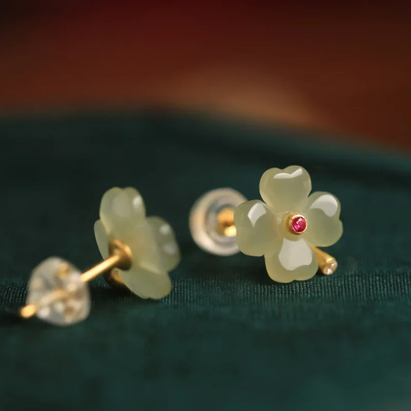 Naturalne Zielone Kolczyki z Prawdziwego Jadeitu w Kształcie Koniczyny Amulety Damska Biżuteria Modowa Szczęśliwe Kolczyki Sztyfty Kamienie Szlachetne Luksusowe Akcesoria Kamienne