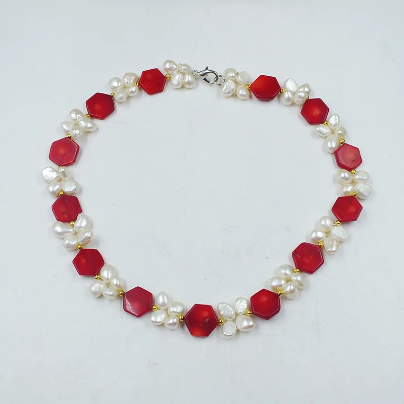 It's very beautiful. Natural pearl/coral necklace. exquisite bridal wedding jewelry 19”