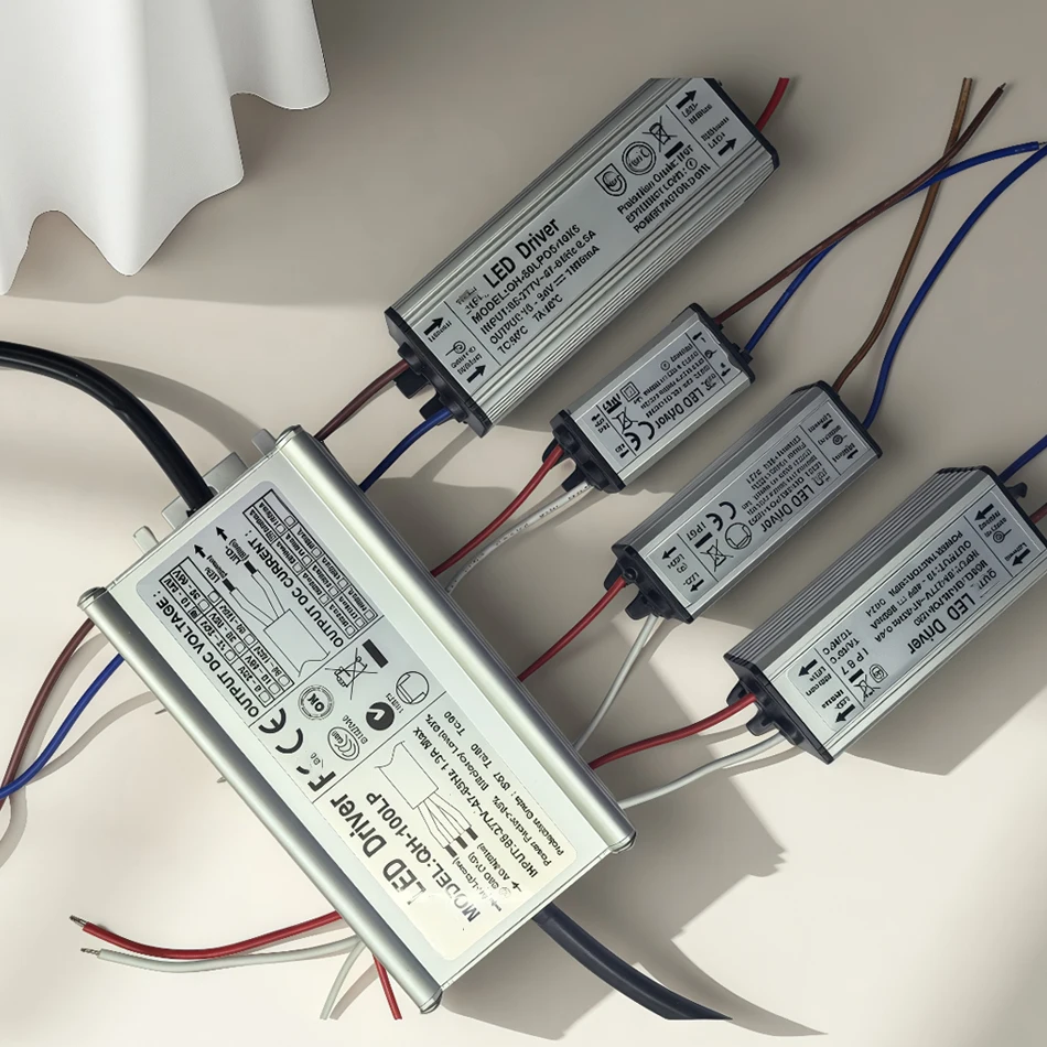 LED-Treiber 10W 20W 30W 50W 100W IR-Adapter Transformator AC85V-265V zu DC9V 12V 18V 24V 30V IP65 Netzteil 650/900/1500/3000mA
