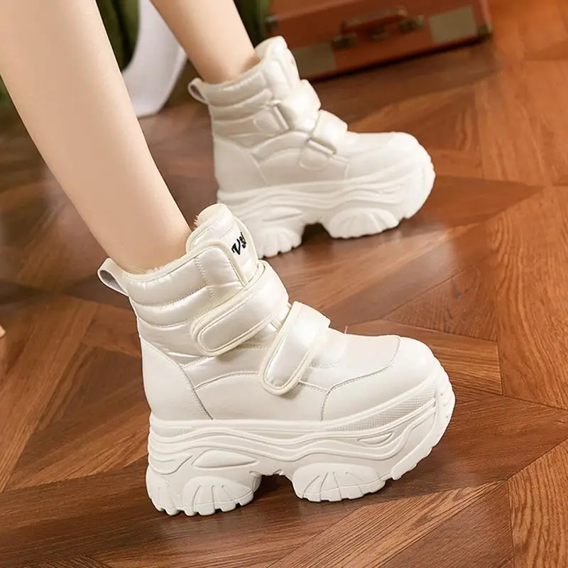 

Thickened Fleece Lined Warmth Inner Heightening Short Boots Genuine Leather Booties Versatile Northeast Cotton Shoes for Women