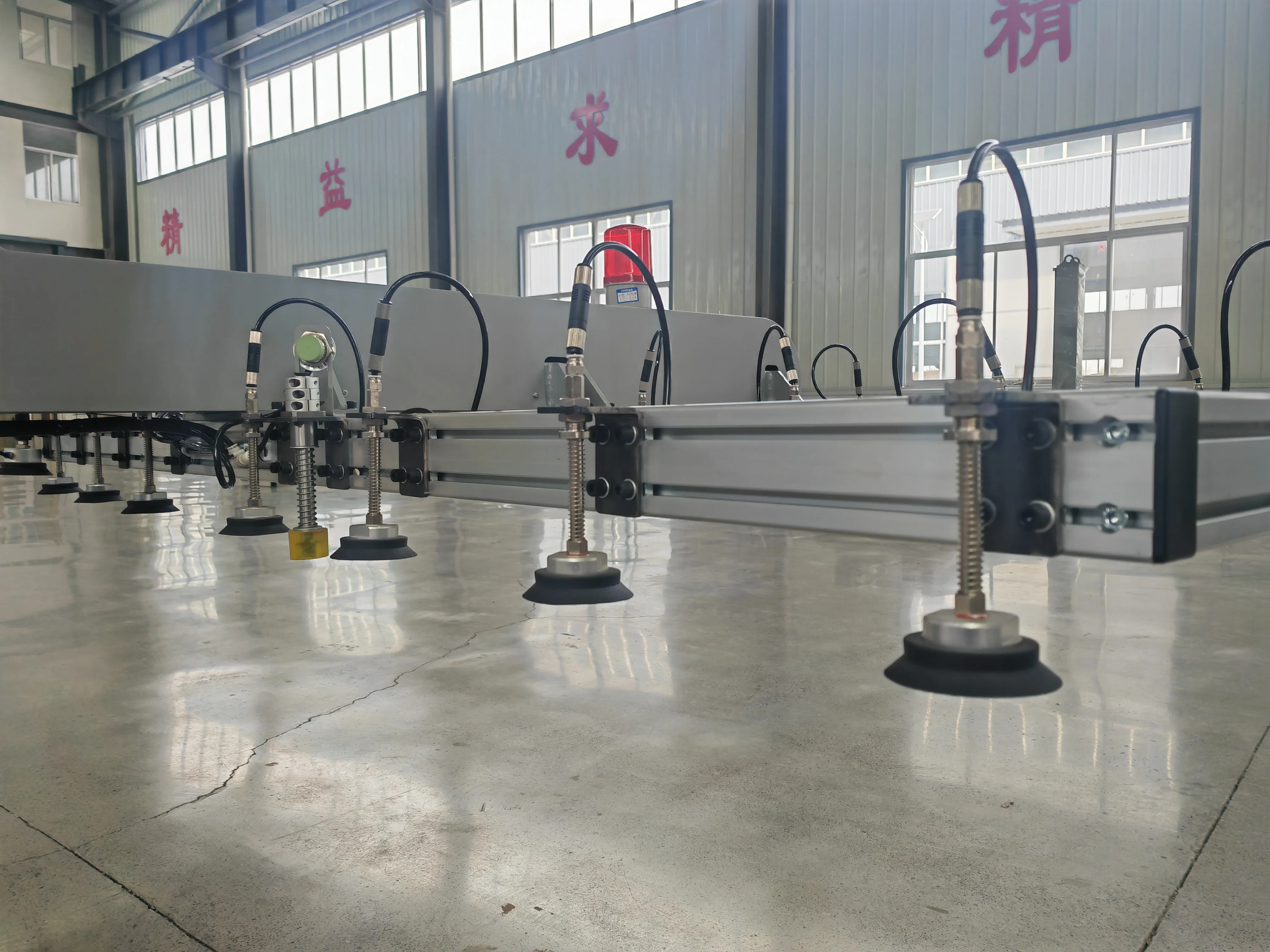 Automatic equipment robotic arm small robot price loading and unloading column robot with ground guide rail