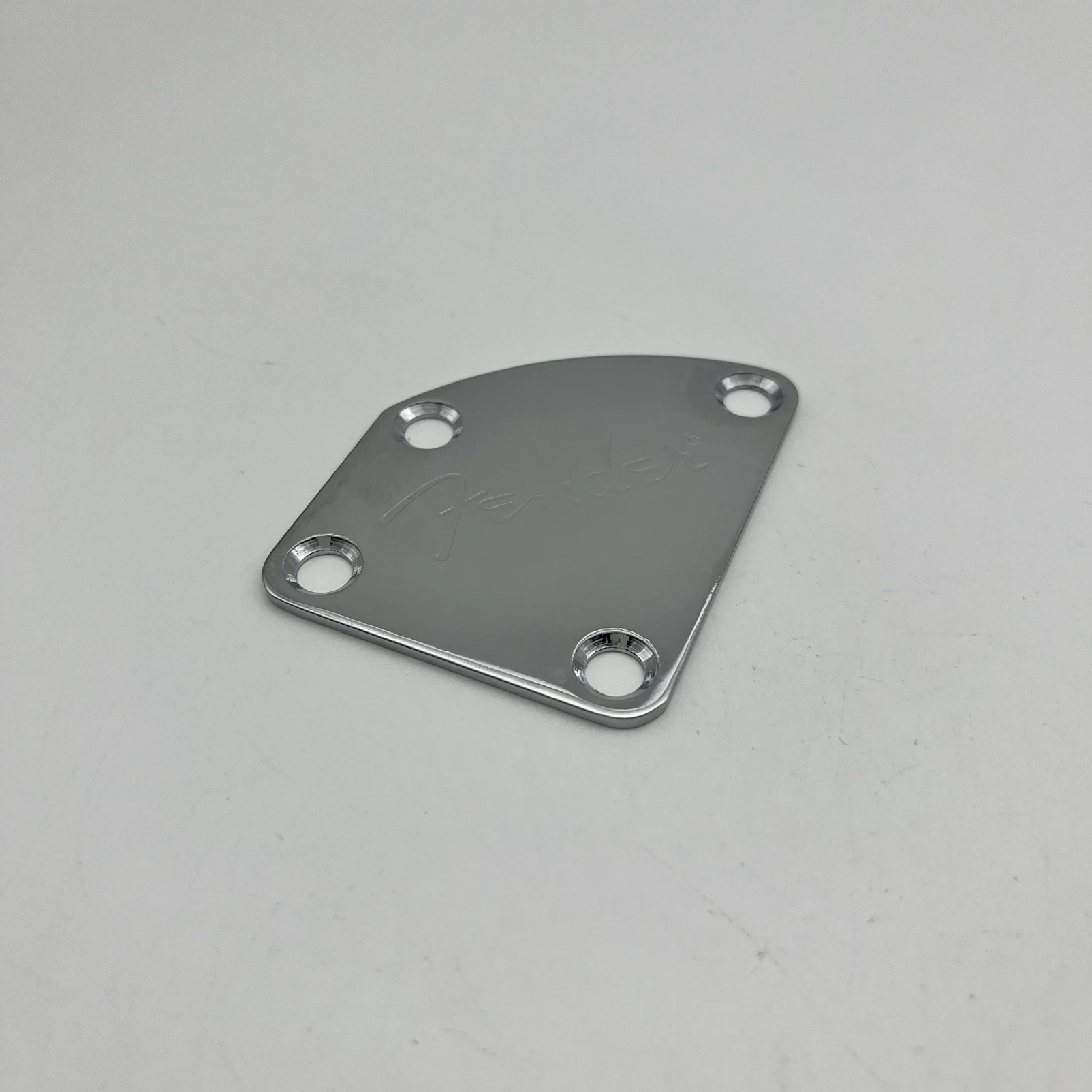 Chrome Electric Guitar Neck Plate Curved Cutaway Semi Round Neck Joint Back Mounting Plate 4 Holes with Screws