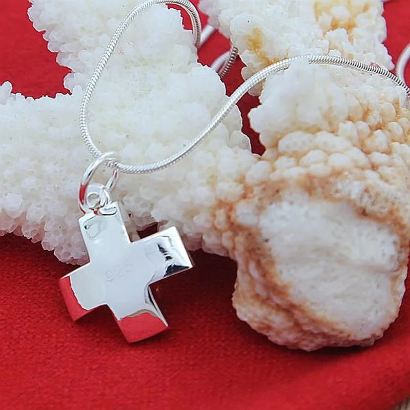 Trendy Products 925 Sterling Silver Creative Cross Necklace For Women Fashion Affordable Jewelry Wedding Party Christmas Gifts