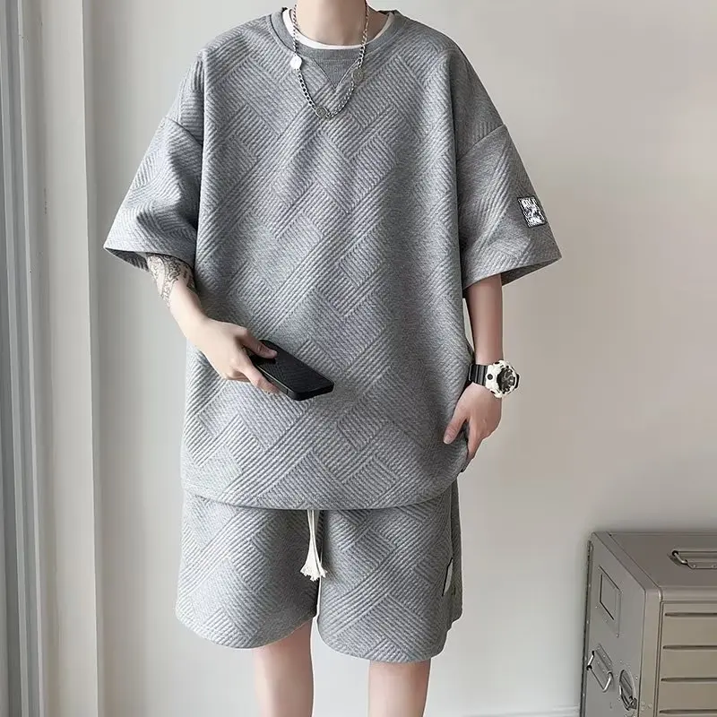 

Summer Casual Men's Sportswear Set ort Sve T-irt And orts Two-Piece Set Loose Fit Faionable Youth Five-Quarter Length
