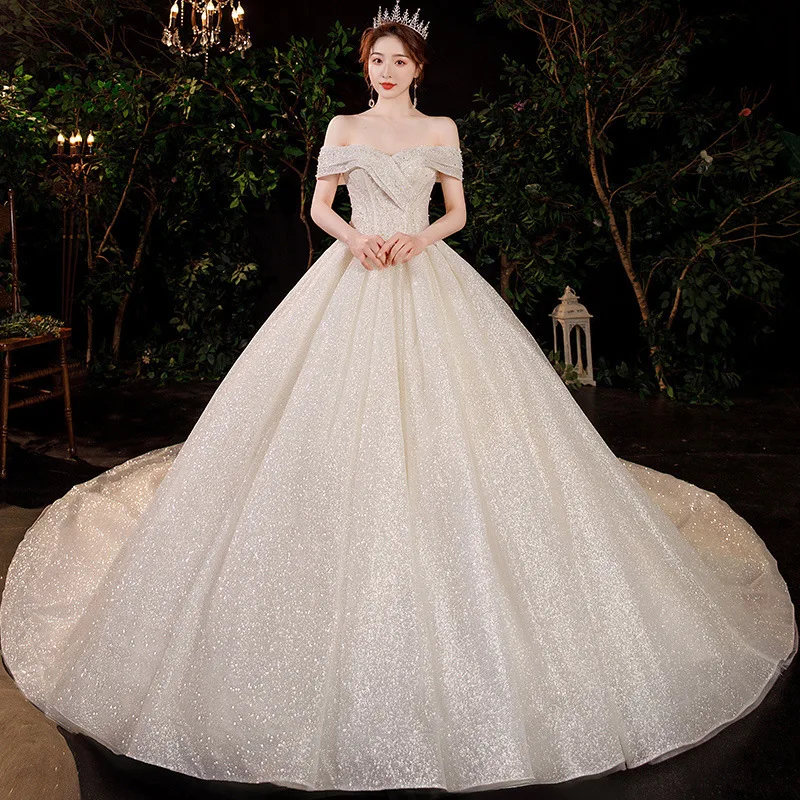 French Wedding Dress 2024 New Bridal Style Elegant One Shoulder Slimming And Slimming Princess Skirt With Large Tail