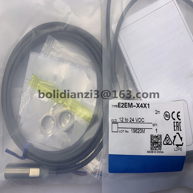 Original proximity switch sensor E2EM-X4X1 E2EM-X4X2 E2EM-X4Y1 E2EM-X4Y2